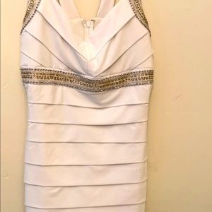 NWTWhite House Black market cocktail dress.